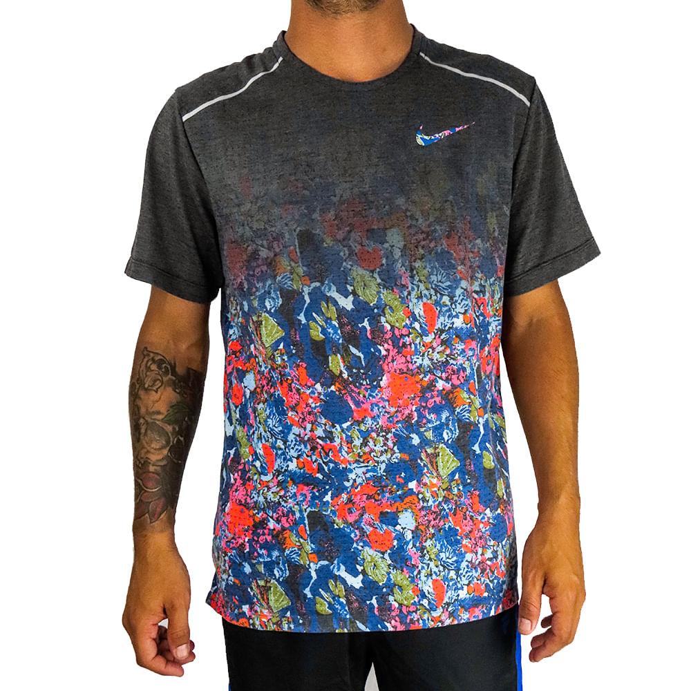 remera nike running