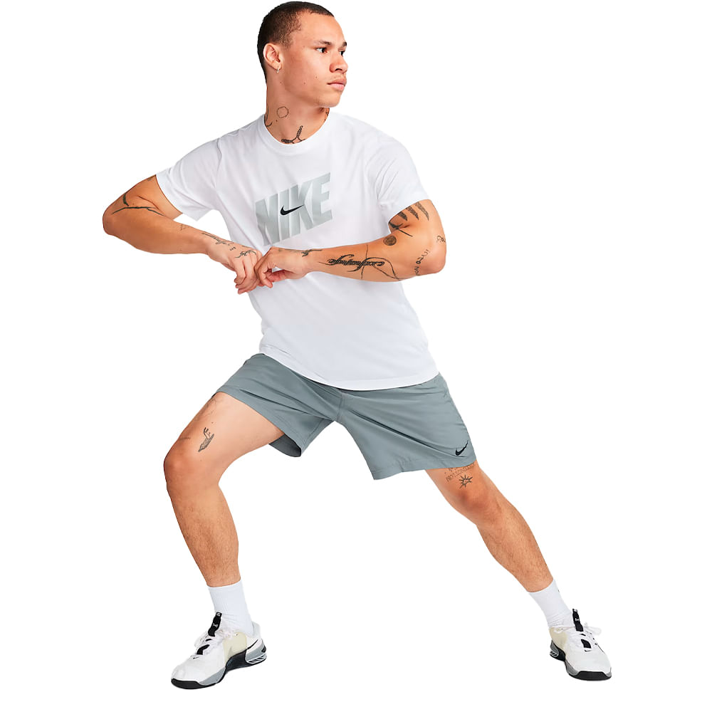 Short Hombre Nike Form 7in — imagen 4