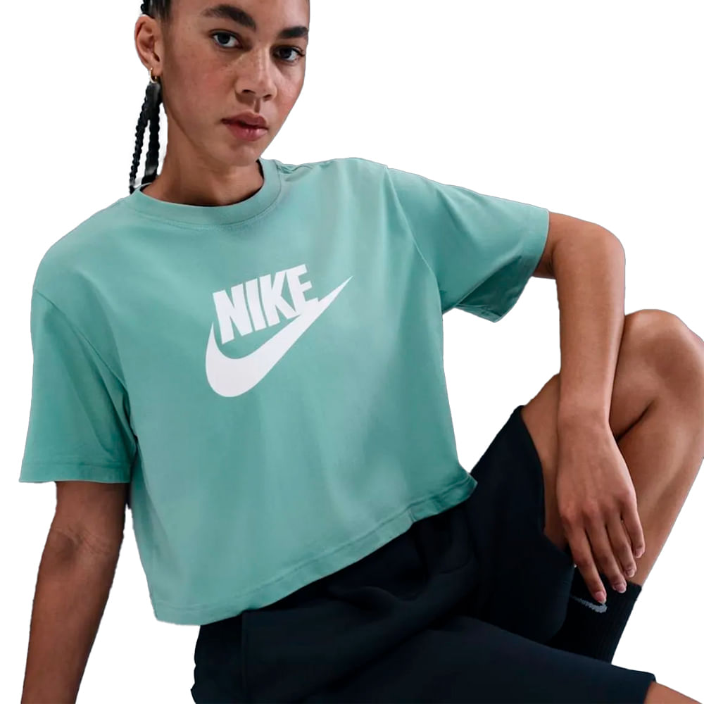 Remera Mujer Nike Club — imagen 3